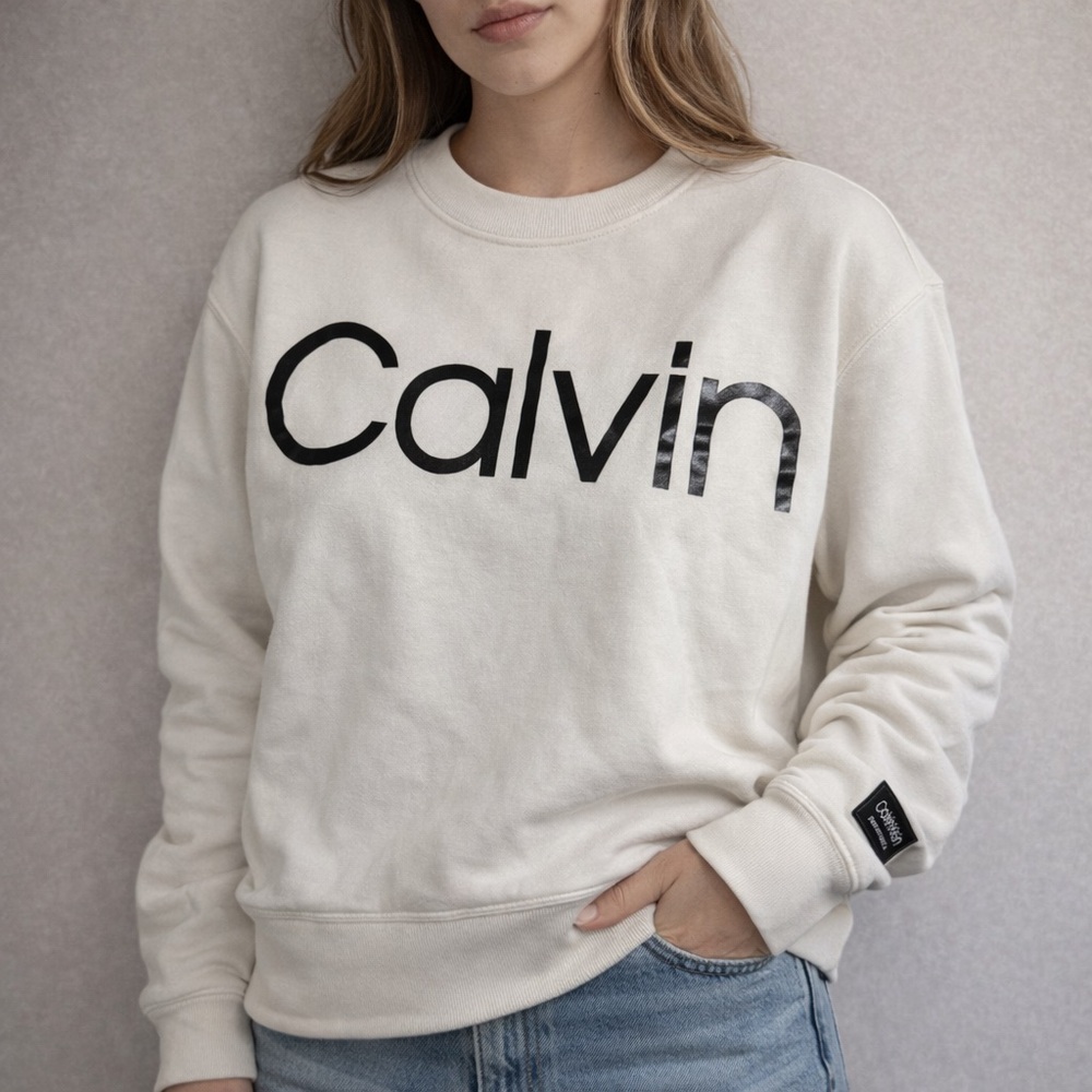 Calvin Klein White with Logo Medium Sweatshirt Women’s Pullover Minimalist